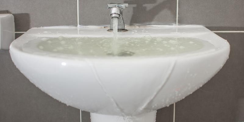 So Your Sink Is Blocked Now What Simple Ways To Clean And Unclog Drains Bosch Diy - Bathroom Sink Not Draining But Pipes Clear Uk